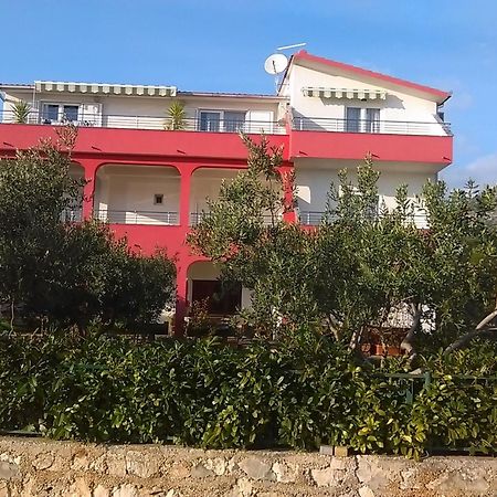 סגט ווראנייצה Apartments Mare - 30 M From Pebble Beach מראה חיצוני תמונה