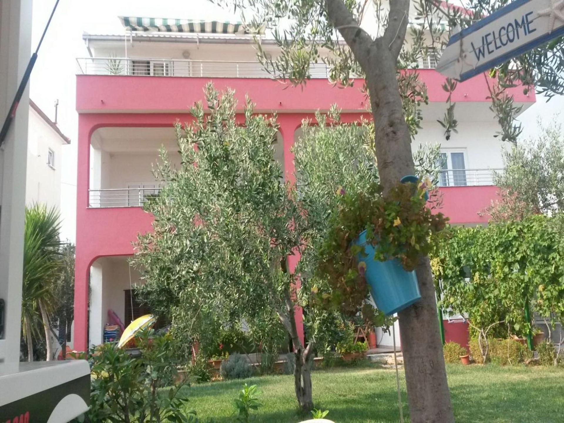 סגט ווראנייצה Apartments Mare - 30 M From Pebble Beach מראה חיצוני תמונה