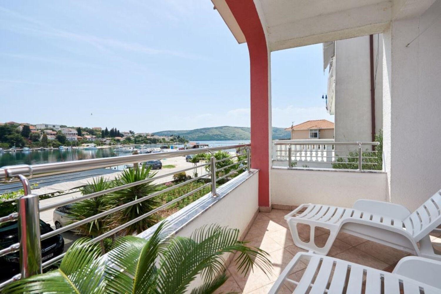 סגט ווראנייצה Apartments Mare - 30 M From Pebble Beach מראה חיצוני תמונה
